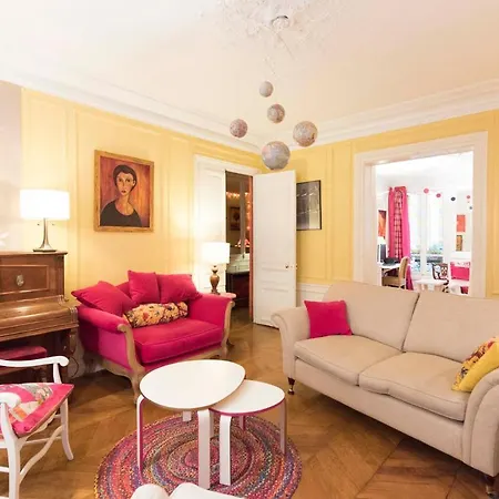 Veeve - Painting The Streets Of Pigalle דירה