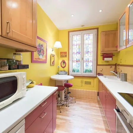 Veeve - Painting The Streets Of Pigalle * פריז